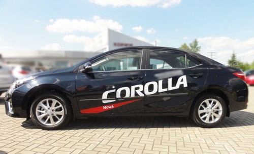Seitenleisten-Satz f�r Toyota Corolla Stufenheck 4-T�rer  2013-