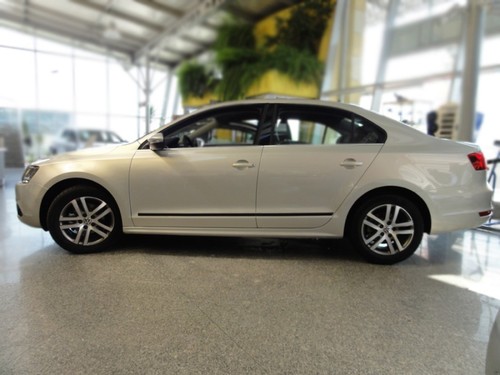 Seitenleisten-Satz f�r VW Jetta Stufenheck 4-T�rer  2011-