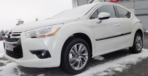 Seitenleisten-Satz f�r Citroen DS4 Steilheck 5-T�rer  2011-