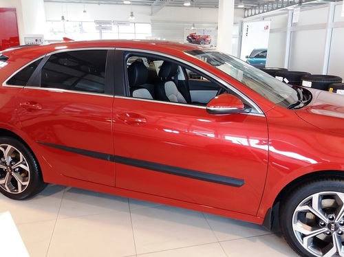 Seitenleisten-Satz f�r Kia Ceed (CD) Steilheck 5-T�rer 2018-