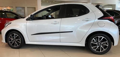 Seitenleisten-Satz f�r Toyota Yaris 5-t�rer Typ XP21 ab 06/2020