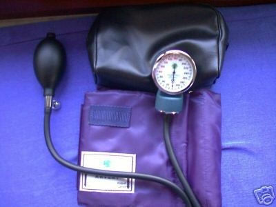  Blutdruckmessger�t,  Blutdruck Ger�t, Hypertonie 
