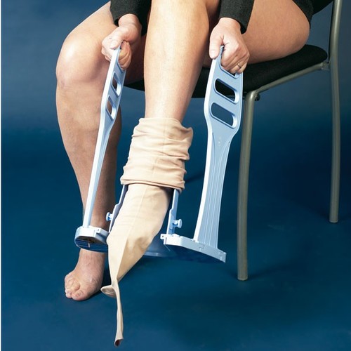 Die praktische Anziehhilfe f�r Kompressionsstr�mpfe