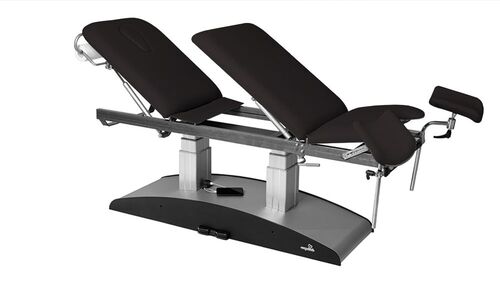 Gyn�kologische Liege, Therapieliege, elektr. div. Farben + Hocker 