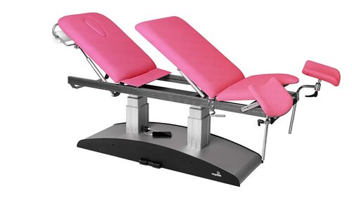 Gyn�kologische Liege, Therapieliege, elektr. div. Farben + Hocker 