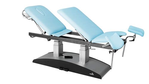 Gyn�kologische Liege, Therapieliege, elektr. div. Farben + Hocker 