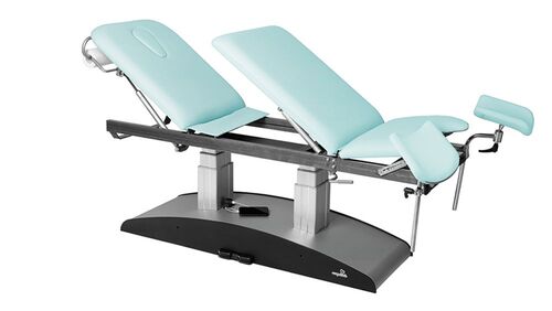 Gyn�kologische Liege, Therapieliege, elektr. div. Farben + Hocker 