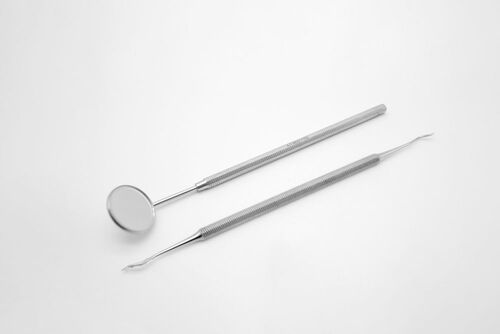 Dentalspiegel, Mundspiegel mit Zahnsonde, Reiniger