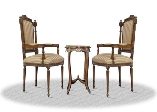 Casa Padrino Barock Wohnzimmerstuhl Set mit Beistelltisch braun / gold / creme / bronze - Antik Stil