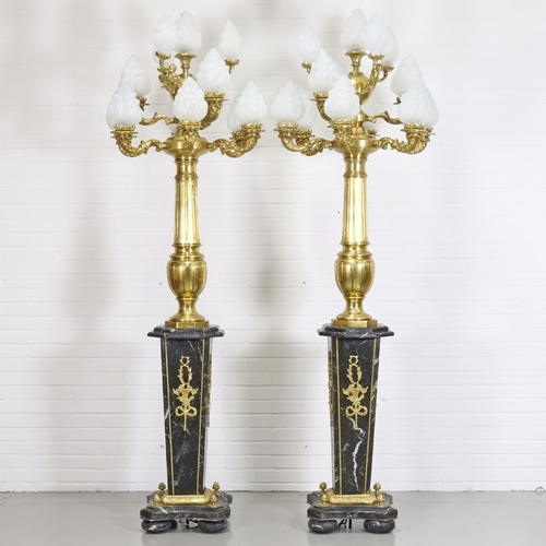 Casa Padrino Barock Stand Kronleuchter mit Marmor S�ulen Set Mod2 Schwarz / Gold - Edel & Prunkvoll