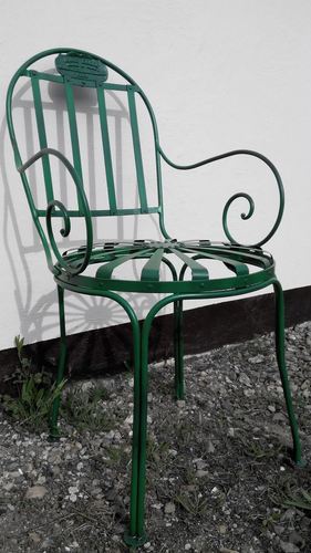 Casa Padrino Gartenstuhl mit Armlehnen 46 x 46 x H. 94 cm - verschiedene Farben - Handgefertigte Gartenm�bel im Jugendstil