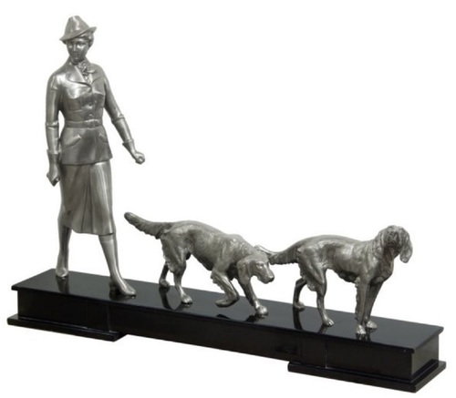 Casa Padrino Luxus Bronzefiguren J�gerin und Hunde Silber / Schwarz 61 x 11 x H. 45 cm - Luxus Dekofiguren mit Holzsockel 