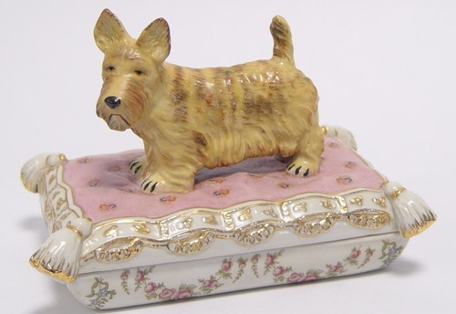 Casa Padrino Jugendstil Schmuckschatulle Wei� / Mehrfarbig 18 x 12,3 x H. 12 cm - Porzellan Deko Accessoires