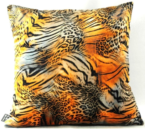 Casa Padrino Luxus Kissen Las Vegas Leo Mehrfarbig 45 x 45 cm - Feinster Samtstoff - Luxus Qualit�t