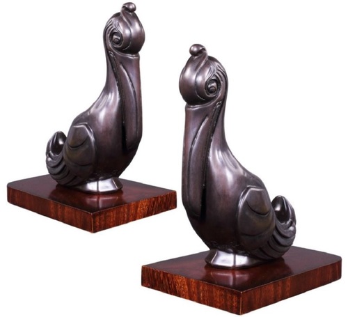 Casa Padrino Luxus Buchst�tzen Set Pelikane Bronze / Braun 18 x 12 x H. 22 cm - Deko Bronzefiguren mit Holzsockel