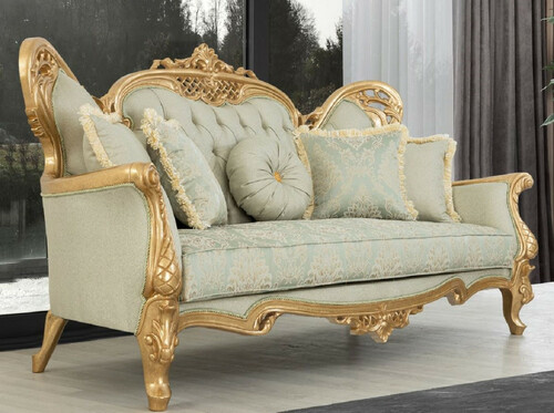 Casa Padrino Luxus Barock Sofa Hellgr�n / Gold - Handgefertigtes Wohnzimmer Sofa mit elegantem Muster und Glitzersteinen - Barock Wohnzimmer M�bel - Edel & Prunkvoll