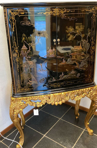 Casa Padrino Luxus Barock Barschrank Schwarz / Mehrfarbig / Gold - Prunkvoller Massivholz Schrank mit LED Beleuchtung - Barock Wohnzimmer M�bel - Barock Bar M�bel - Barock Hotel M�bel