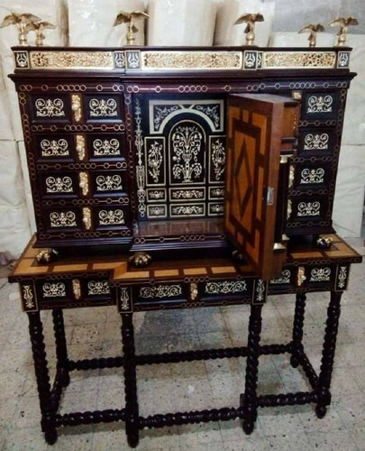 Casa Padrino Luxus Barock Sekret�r Dunkelbraun / Braun Intarsien / Schwarz / Gold - Handgefertigter Antik Stil Massivholz Sekret�r mit T�ren und Schubladen - Barock B�rom�bel - Edel & Prunkvoll