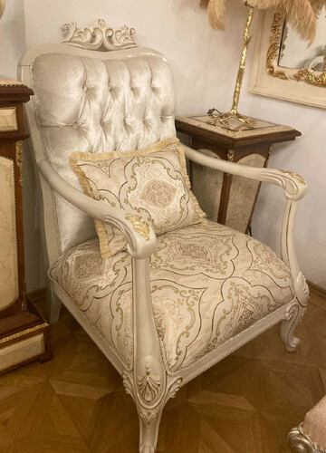 Casa Padrino Luxus Barock Sessel Silber / Mehrfarbig / Creme / Gold - Prunkvoller Wohnzimmer Sessel mit elegantem Muster - Luxus Wohnzimmer M�bel im Barockstil - Barock M�bel - Edel & Prunkvoll
