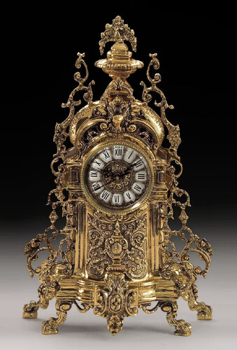 Casa Padrino Luxus Barock Tischuhr Gold 30 x H. 49 cm - Handgefertigte Bronze Uhr im Barockstil - Barock Schreibtischuhr - Barock Schreibtisch Deko - Barock Deko Accessoires - Barockstil Uhren