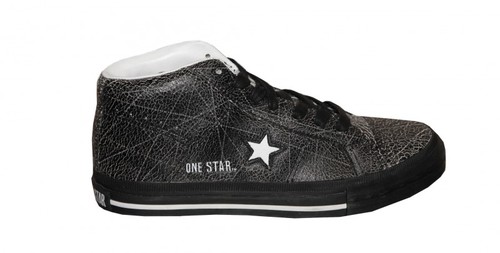 Converse Skateboard Schuhe One Star Mid Black / White Sneakers Shoes