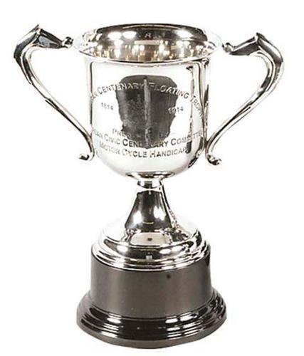 Casa Padrino Troph�e Silber 29 x 16 x H. 32 cm - Luxus Dekoration