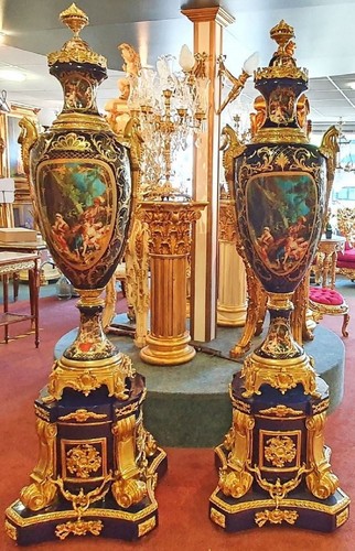 Casa Padrino Barock Keramik Vasen mit Sockel Kobaltblau / Gold 60 x 60 x H. 215 cm - Prunkvolles Deko Set - Hotel & Restaurant Deko Accessoires