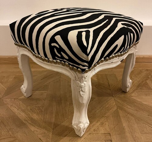 Casa Padrino Barock Fu�hocker mit Zebra Design Schwarz / Wei� - Barockstil Hocker - Barock M�bel