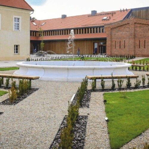 Casa Padrino Barock Springbrunnen Umrandung Grau  700 cm - Barock Garten Deko