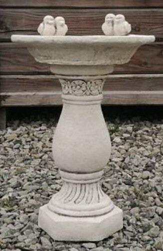 Casa Padrino Jugendstil Vogeltr�nke mit dekorativen V�gelchen Grau  35 x H. 51 cm - Rundes Garten Deko Stein Vogelbad - Jugendstil Garten & Terrassen Deko Accessoires - Gartenm�bel im Jugendstil