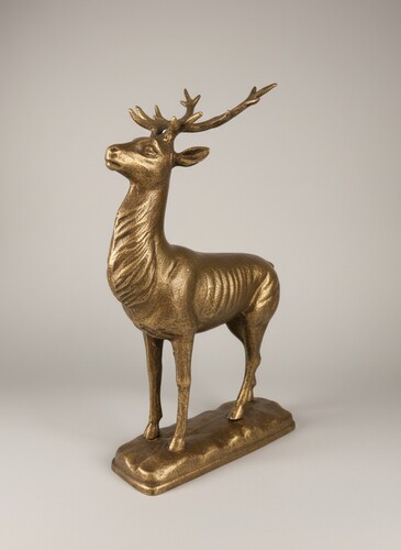 Casa Padrino Deko Figur Hirsch Gusseisen Bronzefarben H. 30 cm - Dekorative Tierfigur auf Sockel