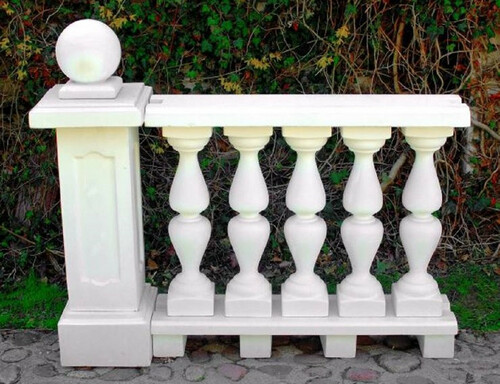 Casa Padrino Jugendstil Balustrade mit S�ule und dekorativer Kugel Wei� 133 x 33 x H. 110 cm - Massives Stein Gel�nder aus feinstem Beton - Garten & Terrassen Balustraden
