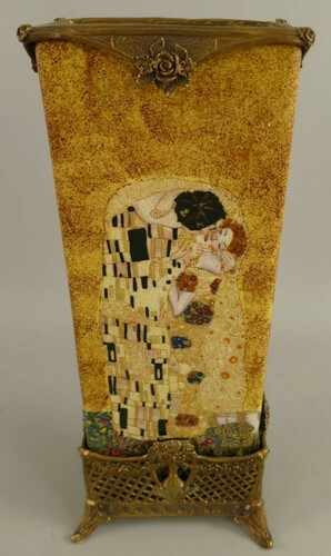 Casa Padrino Jugendstil Deko Vase Mehrfarbig / Messing 15 x 10 x H. 34 cm - Porzellan Blumenvase - Barock & Jugendstil Deko Accessoires