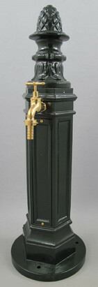 Casa Padrino Jugendstil Wassers�ule Gr�n 33 x 34 x H. 95 cm - Nostalgische Aluminium Wasserzapfs�ule mit Messing Wasserhahn - Garten & Terrassen Deko Accessoires