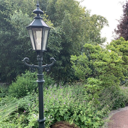 Casa Padrino Jugendstil Gartenlaterne 42 x 29 x H. 225 cm - Verschiedene Farben - Nostalgische Wetterfeste Au�enleuchte
