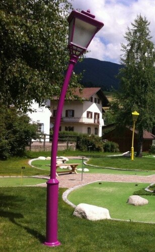 Casa Padrino Jugendstil Gartenlaterne Lila H. 353,5 cm - Au�enbeleuchtung