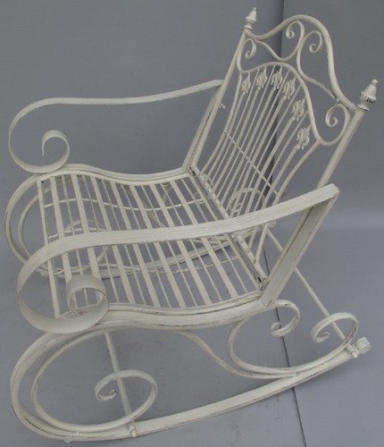 Casa Padrino Jugendstil Metall Schaukelstuhl rustikal Wei� 65 x 90 x H. 90 cm - Nostalgische Garten & Terrassen M�bel