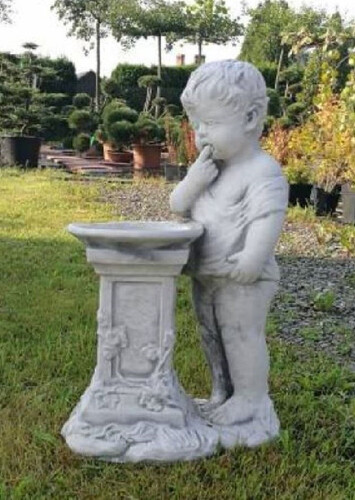 Casa Padrino Jugendstil Skulptur Junge mit Vogeltr�nke Grau H. 50 cm - Elegante Garten Deko Stein Figur - Barock & Jugendstil Garten Deko Accessoires