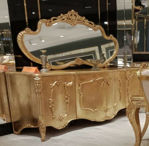 Casa Padrino Luxus Barock M�bel Set Gold - 1 Barock Sideboard mit 4 T�ren & 1 Barock Wandspiegel - Prunkvolle Barock M�bel