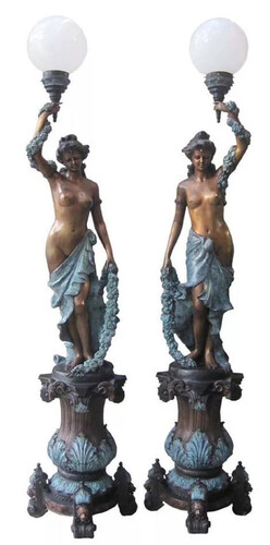 Casa Padrino Luxus Jugendstil Stehleuchten Set Damen Bronze / Mehrfarbig / Wei� 60 x 60 x H. 234 cm - Prunkvolle Bronze Skulpturen mit Lampe - Barock & Jugendstil Bronze Stehleuhten