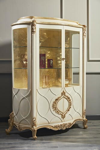 Casa Padrino Luxus Barock Vitrine Wei� / Antik Gold 132 x 57 x H. 201 cm - Prunkvoller Barock Vitrinenschrank mit 2 T�ren - Barock Wohnzimmerm�bel