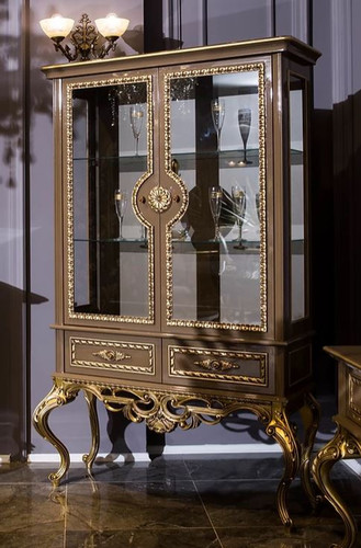 Casa Padrino Luxus Barock Vitrine Grau / Gold 125 x 43 x H. 193 cm - Edler Massivholz Vitrinenschrank mit 2 Glast�ren und 2 Schubladen - Barock M�bel