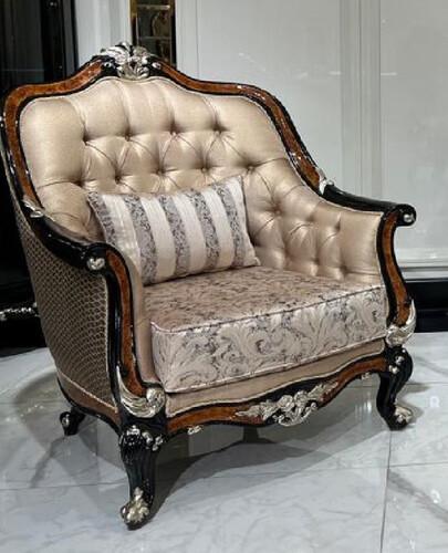 Casa Padrino Luxus Barock Wohnzimmer Sessel Gold / Braun / Schwarz / Silber - Handgefertigter Barockstil Sessel mit dekorativem Kissen - Luxus Wohnzimmer M�bel im Barockstil - Barock M�bel