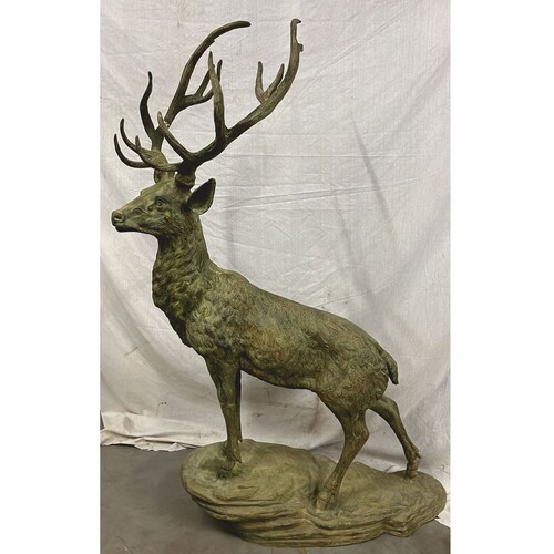 Casa Padrino Luxus Bronze Deko Skulptur Hirsch auf Felsen Antik Beige H. 160 cm - Bronze Figur