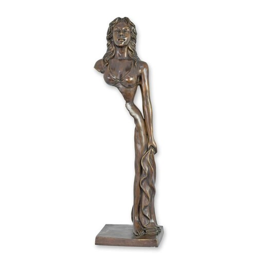 Casa Padrino Luxus Bronze Skulptur Langgestreckte Frauenfigur Bronze / Braun 28 x 22,5 x H. 100,5 cm - Gro�e Bronzefigur - Moderne Deko Figur