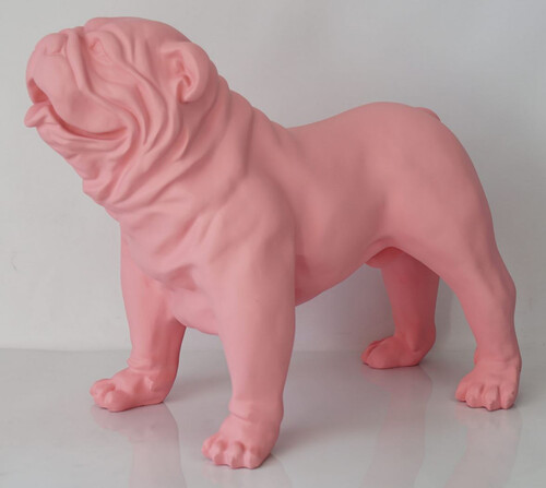 Casa Padrino Luxus Deko Figur Hund Bulldogge Hellrosa 85 x 45 x H. 74 cm - Kunstharz Deko Skulptur - Wohnzimmer Deko - Luxus Deko Tierfigur