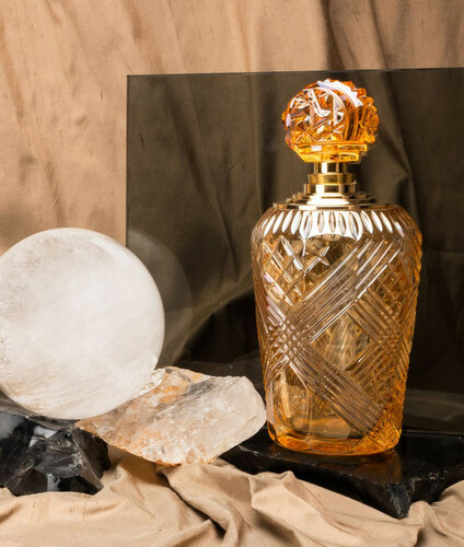 CPBlack Luxus Parf�mflasche Bernsteinfarben / Gold - Handgeschliffene Kristallglas Parf�m Flasche - Erstklassische Qualit�t - Made in Italy