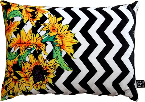Casa Padrino Luxus Deko Kissen Virginia Sunflowers Schwarz / Wei� / Mehrfarbig 35 x 55 cm - Feinster Samtstoff - Wohnzimmer Kissen