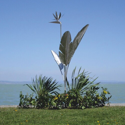 Casa Padrino Luxus Edelstahl Garten Deko Skulptur Pflanze Silber H. 205 cm