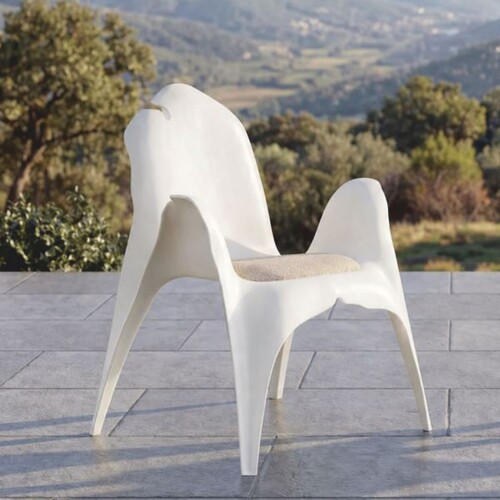 Casa Padrino Luxus Gartenstuhl mit Armlehnen Matt Wei� / Beige - Garten & Terrassen M�bel